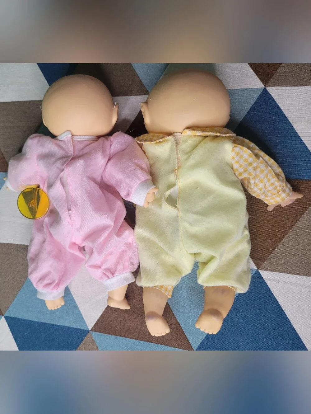 x2 Vintage Uneeda 1990 Plush Baby Dolls Soft Play 2003 w/ Outfits & Pacifier